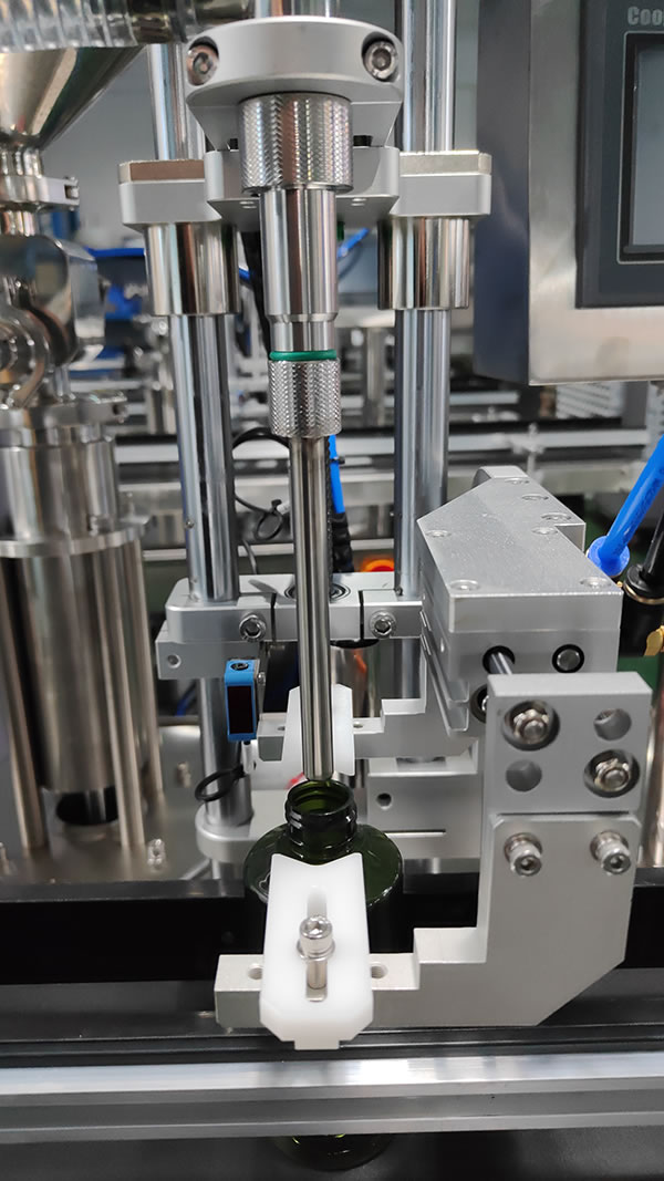 HX-10AF Single Head Cream Lotions Liquid Filling Capping and Labeling Machine